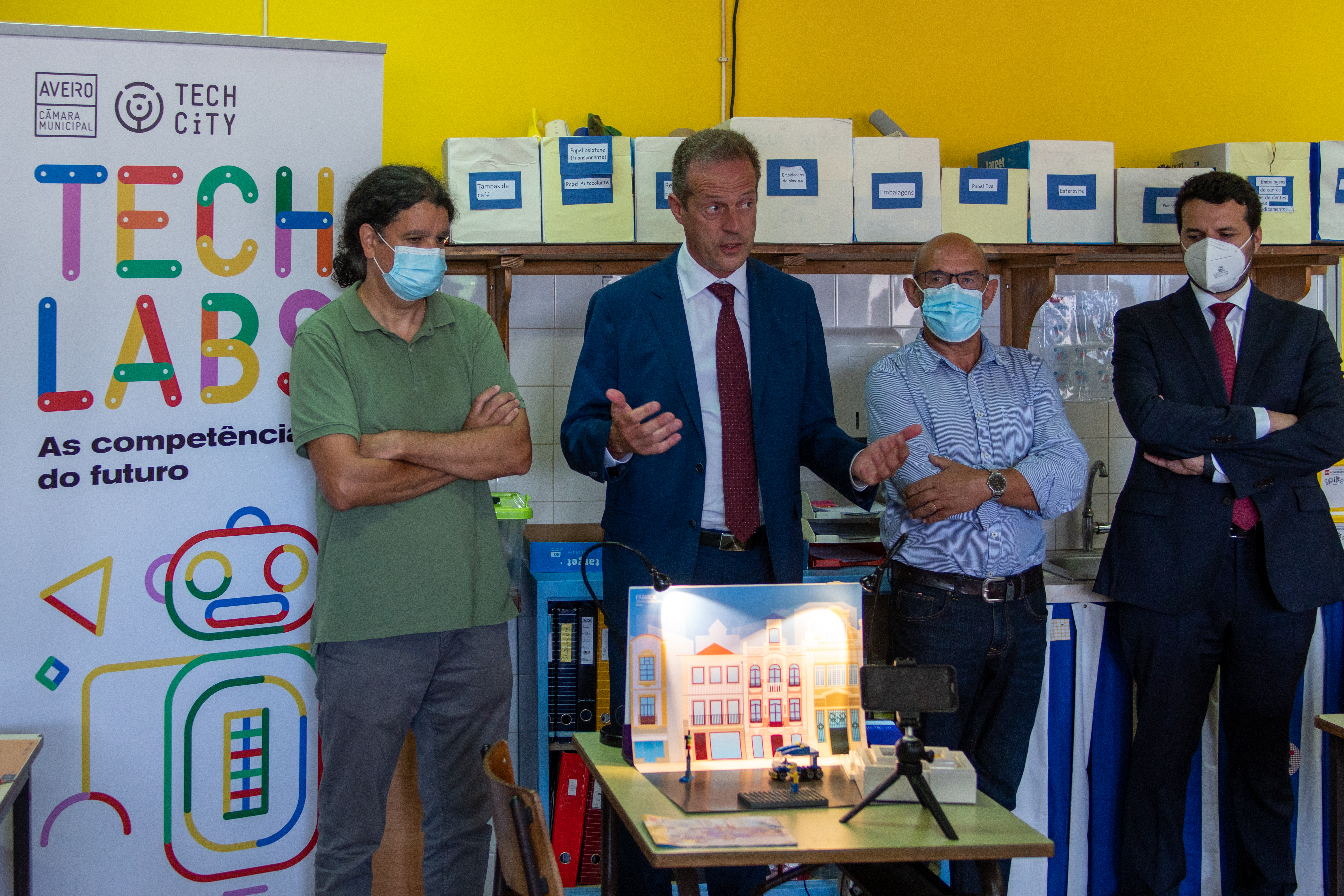 Aveiro expands its technological laboratories to Intermediate Schools