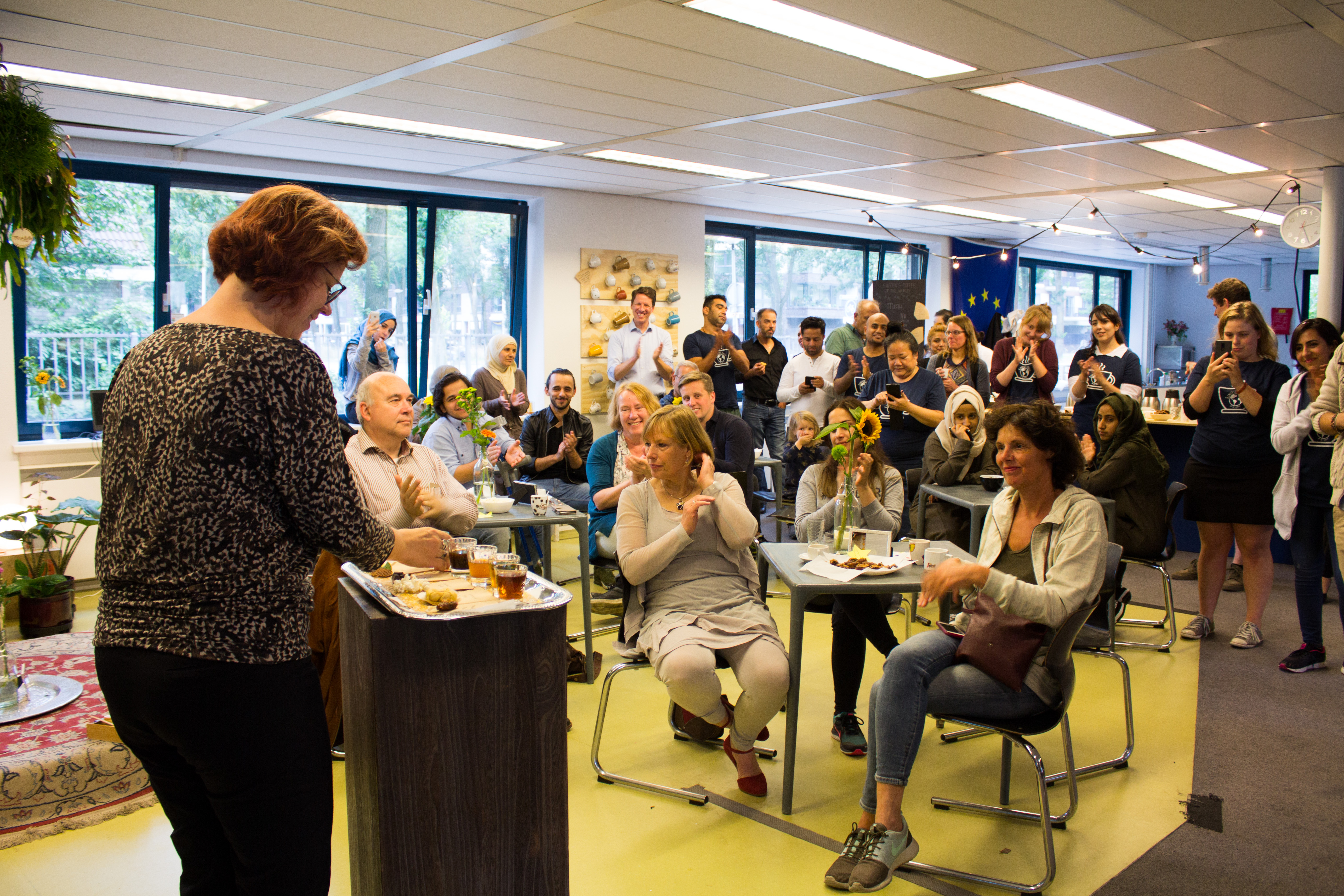 Einstein's coffee of the world 35 - Tess Kamphorst