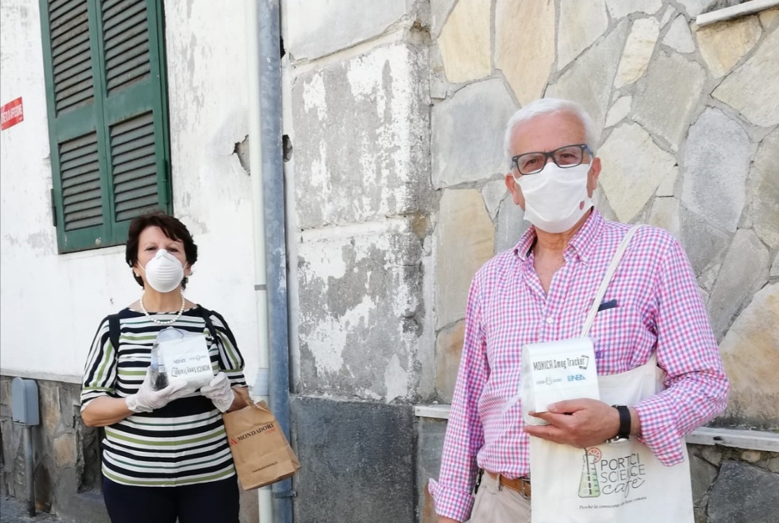 Citizens in Portici  monitoring Air Quality in real life