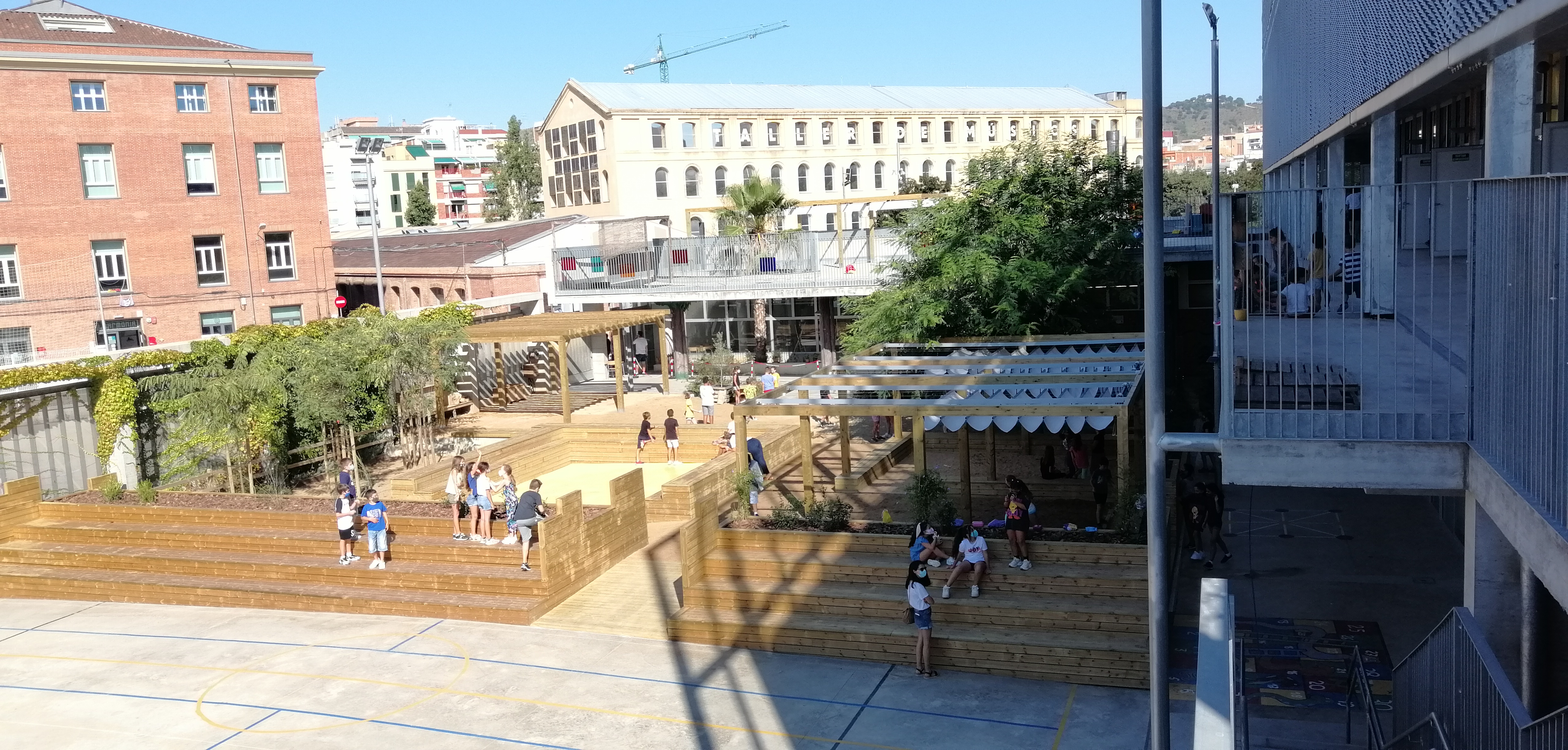 The 11 schools in the Barcelona project are now “climate shelters”