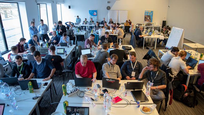 Hackathon in Szeged Agora: Team Competition of IT Specialists for a Smart and Green Szeged