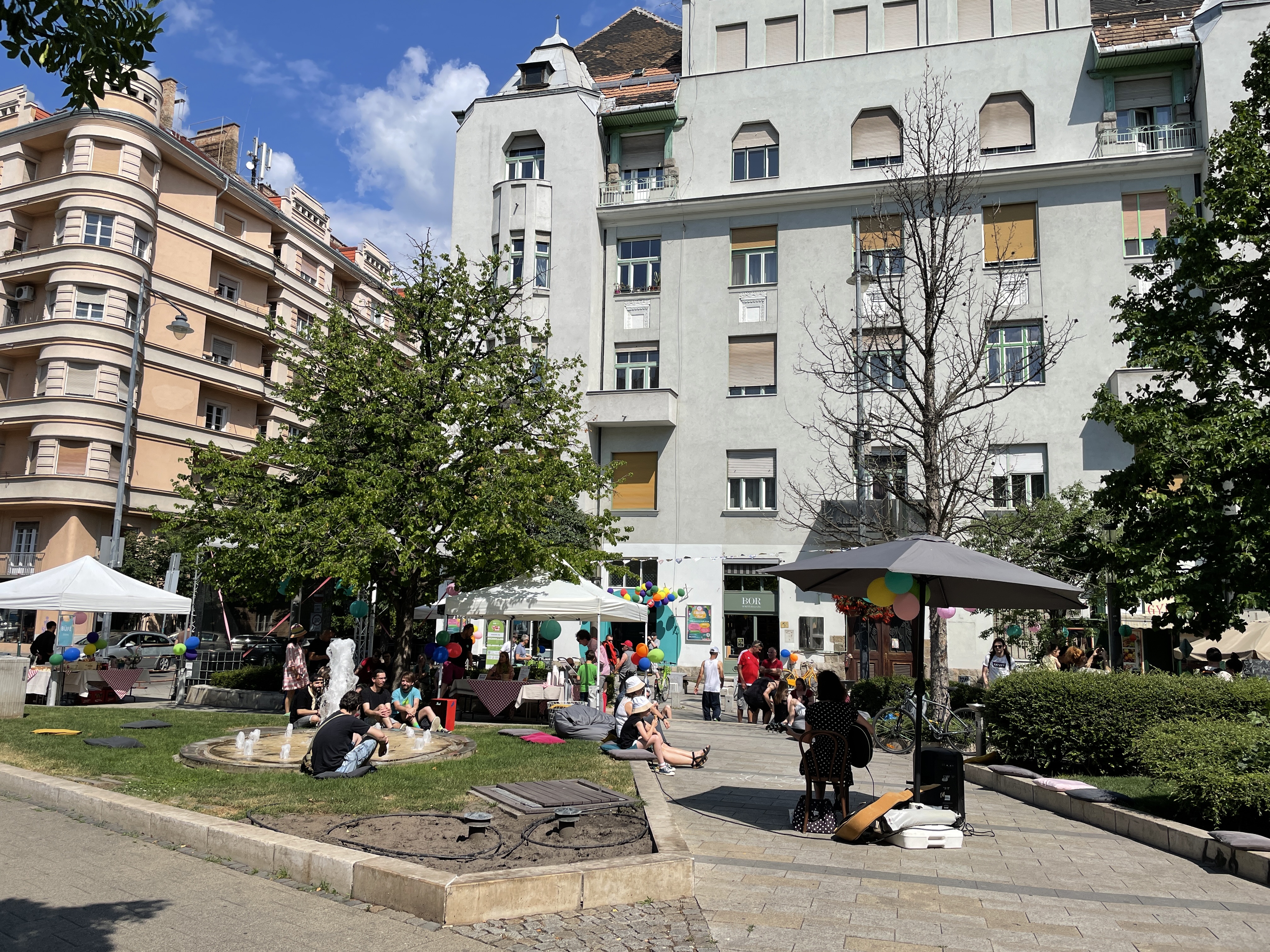Gárdonyi piknik, one of KözPont's festivals. Photo (cc) Levente Polyak 