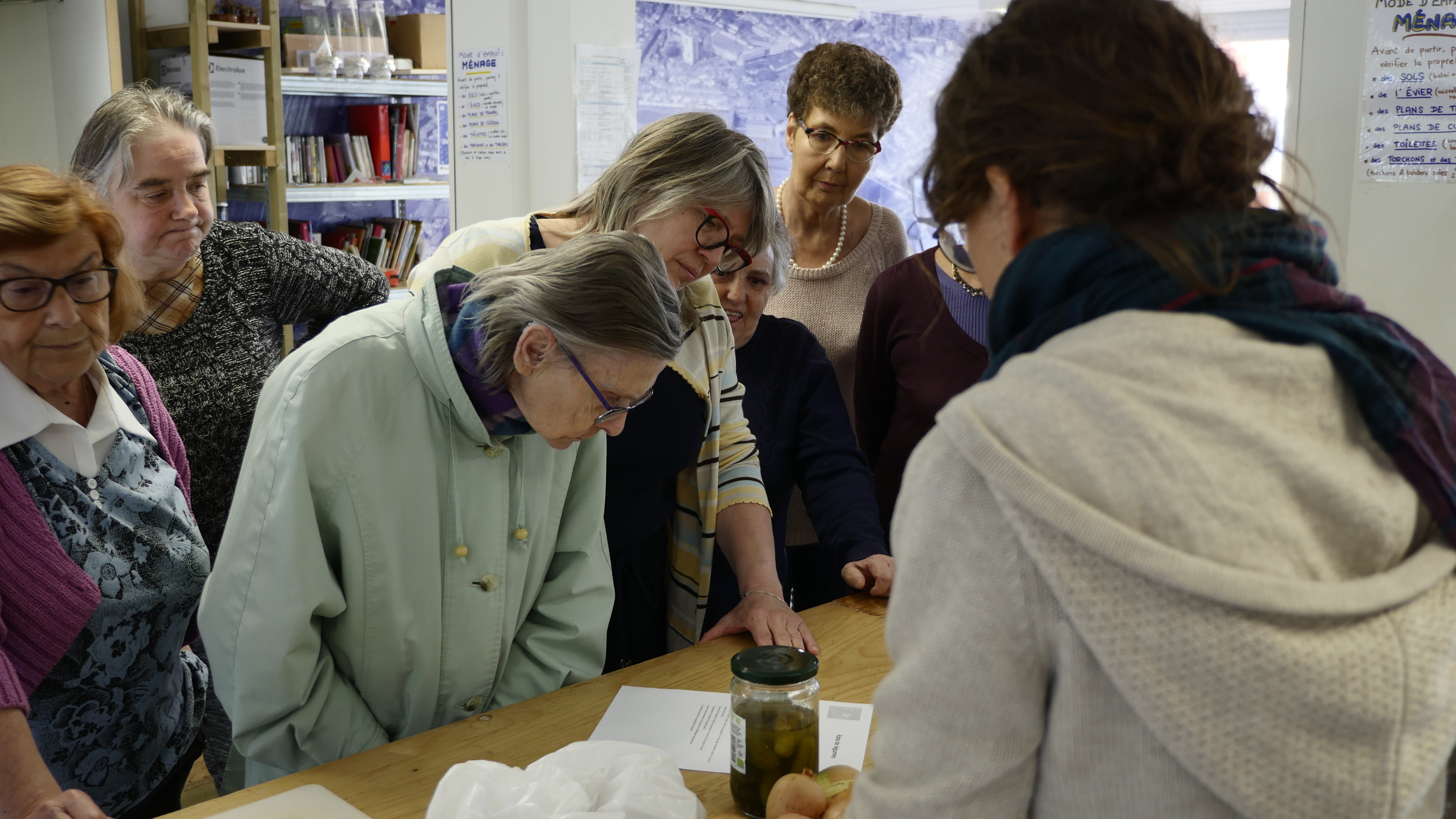 Workshop with elderly people (C)Les Sens du goût