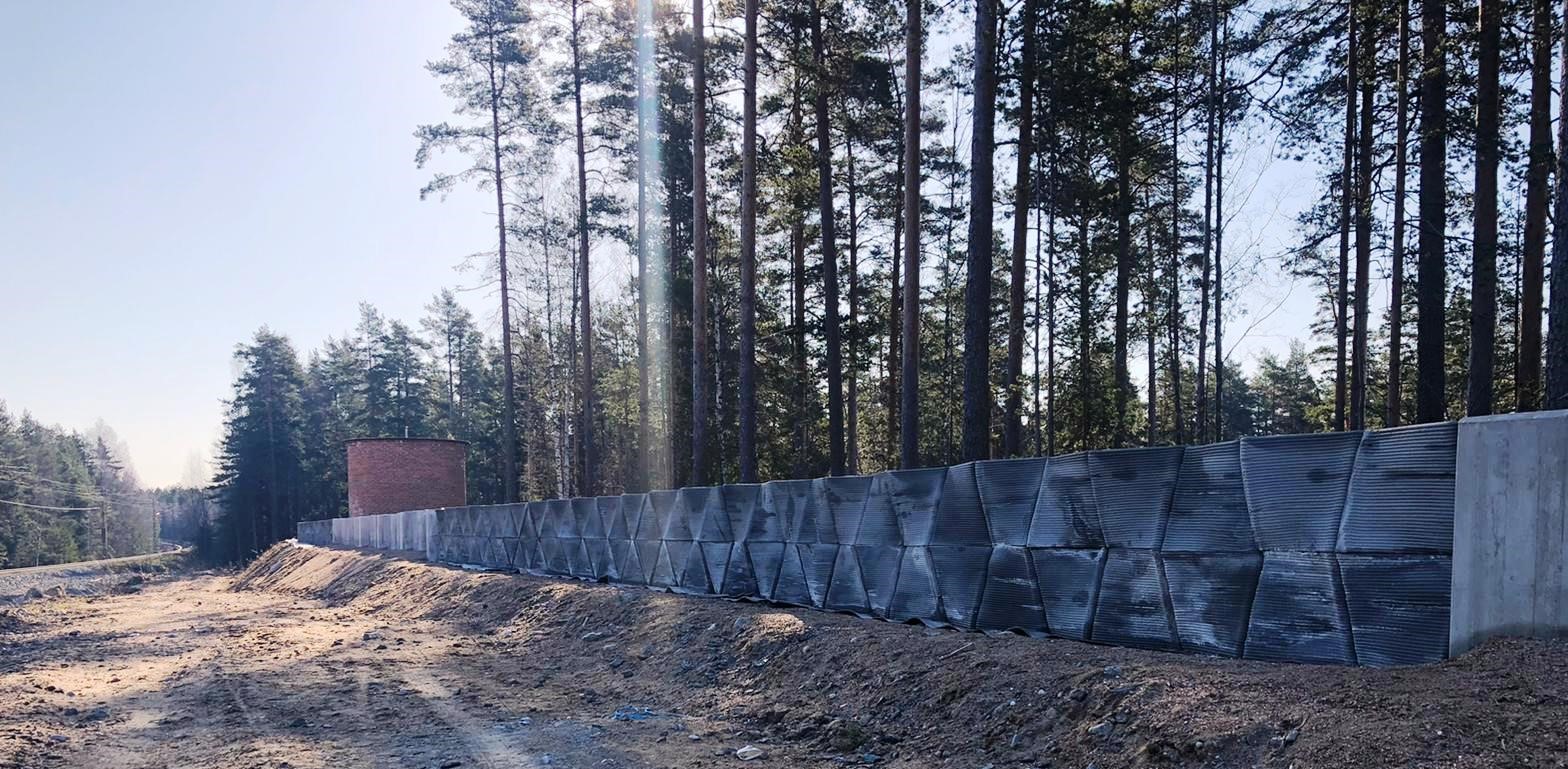 The noise barrier was constructed with 3D printing technology