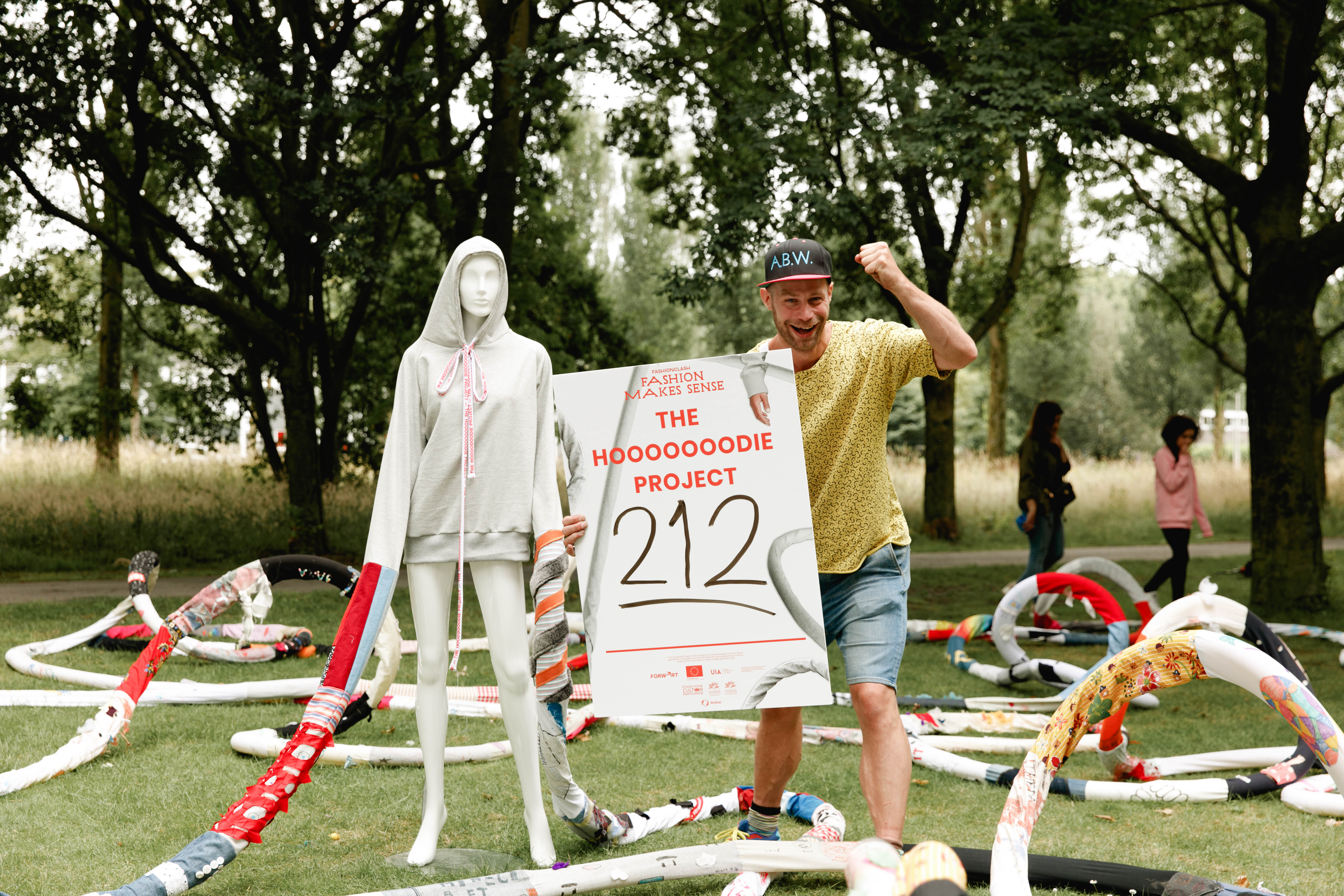 Photos by Laura Knipsael