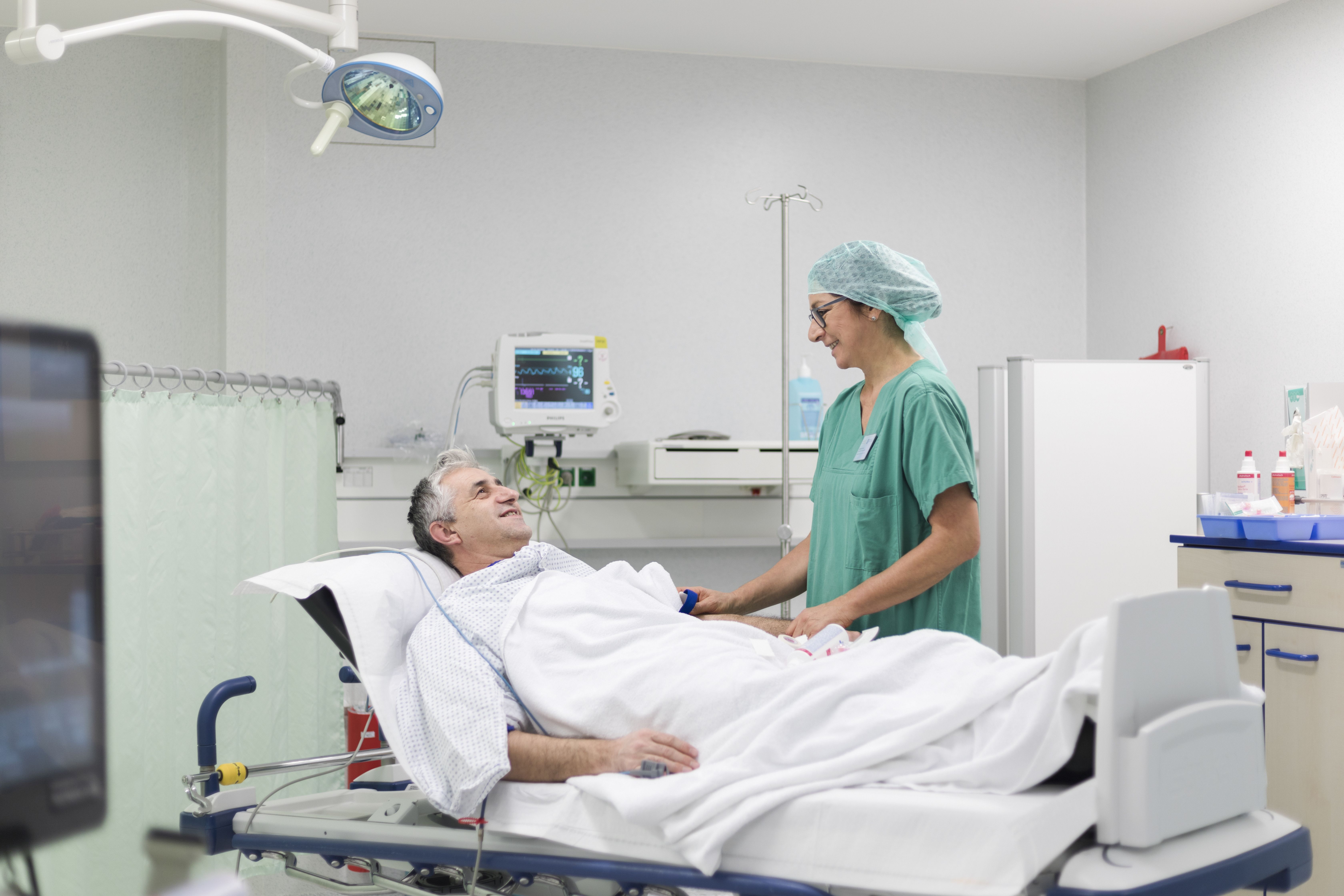 Balancing family life and work in the care sector 