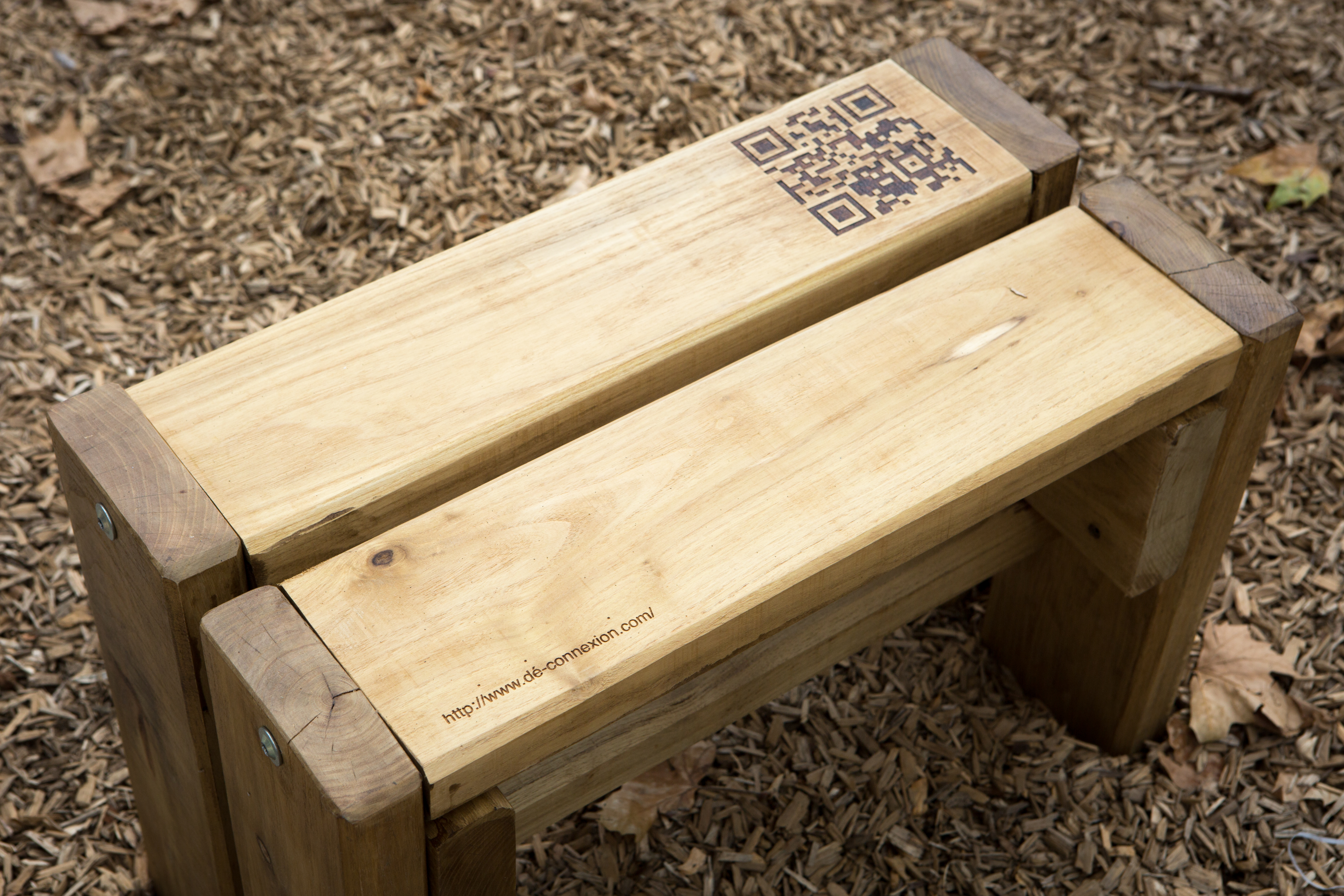 ©  Marion Pouliquen /  Romain Descours  « Dé-connexion »