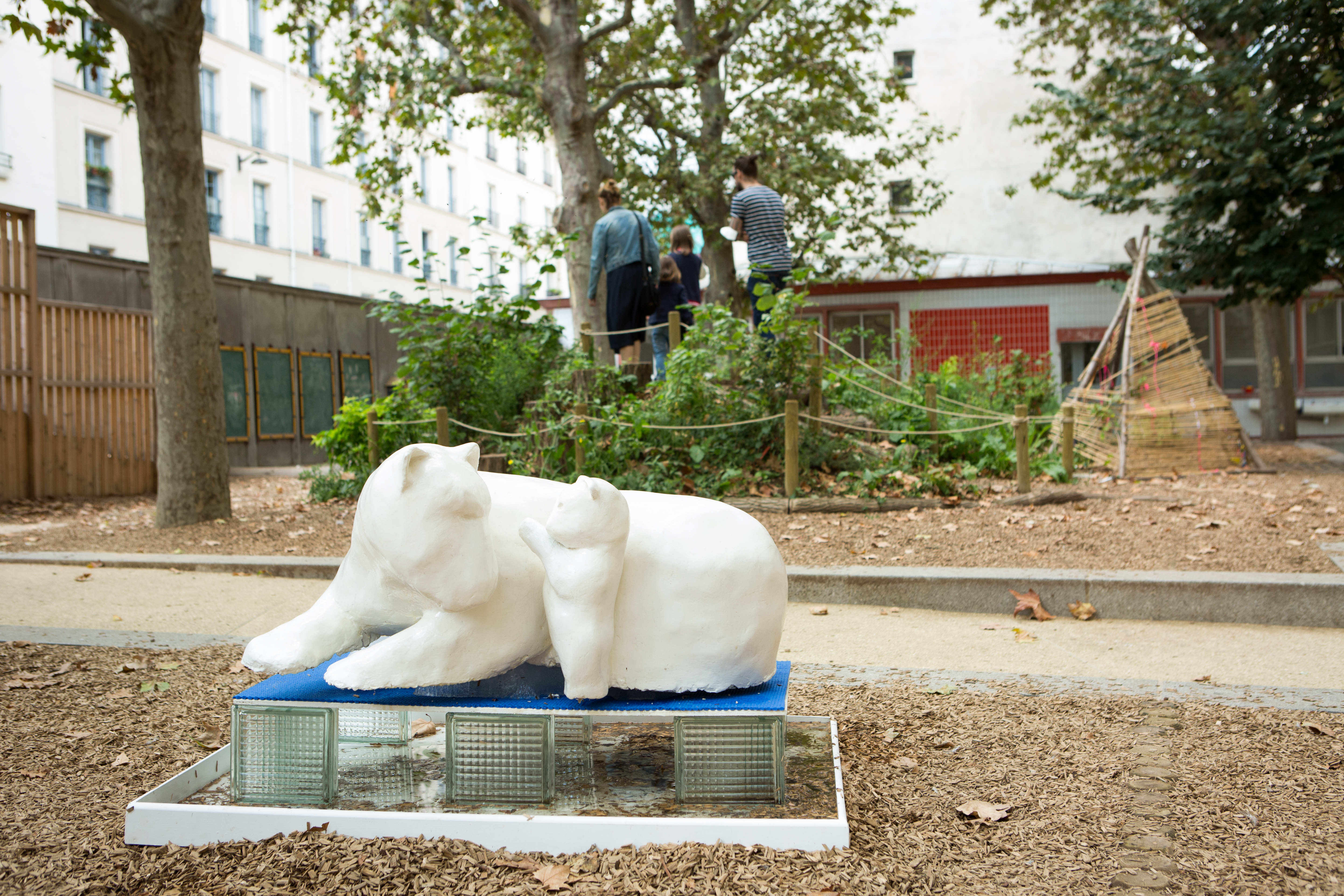 Marion Pouliquen / © Tracy Mead  «  Le Cavalier des Icebergs à l’Oasis »