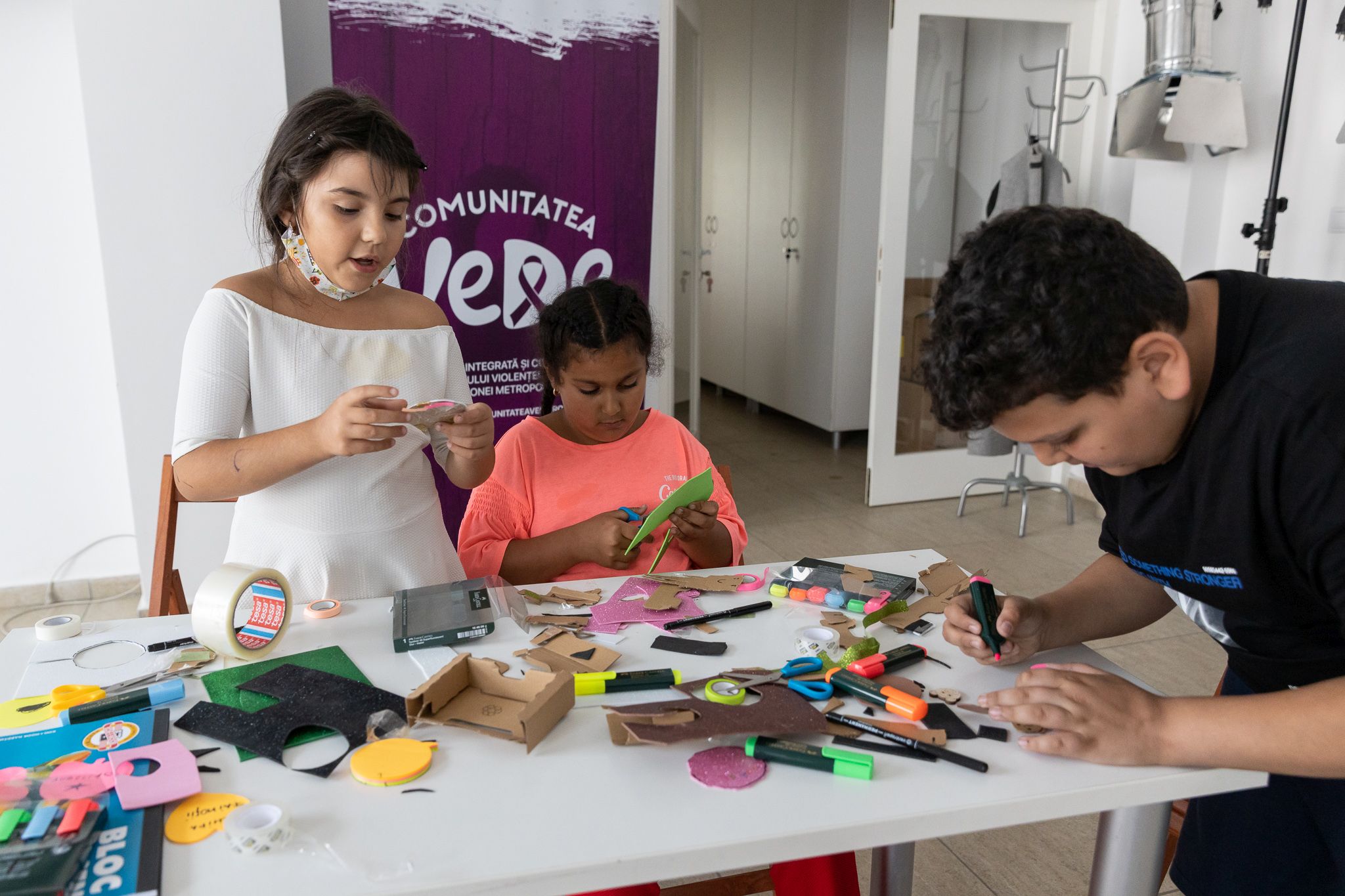 Image 12: The ateliers organized by Time’s Up with the residents of  Pata Rât  Source: ADI/ZMC 