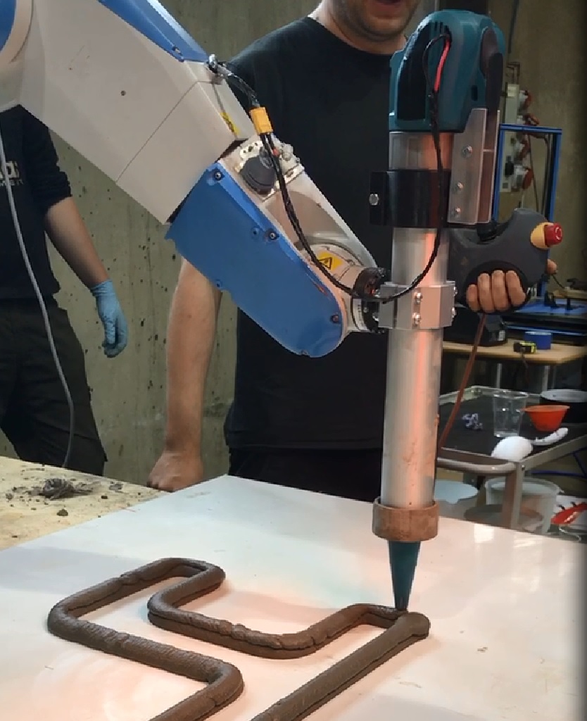 The process of development the 3D printing technology in laboratory