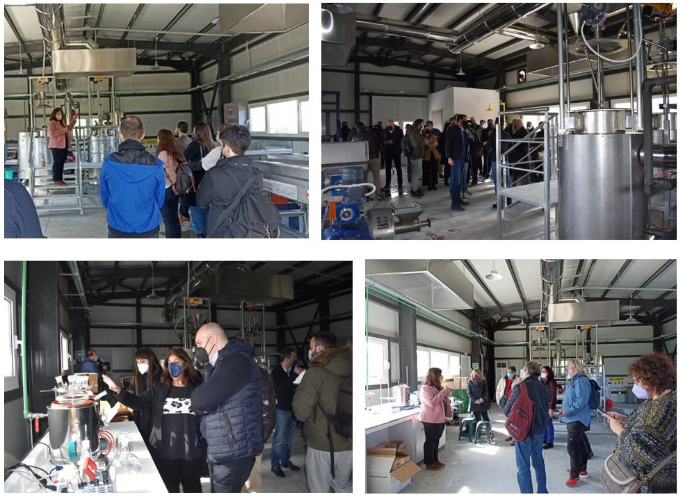Picture 4: Presentation of the pilot bioplastics facility to the public