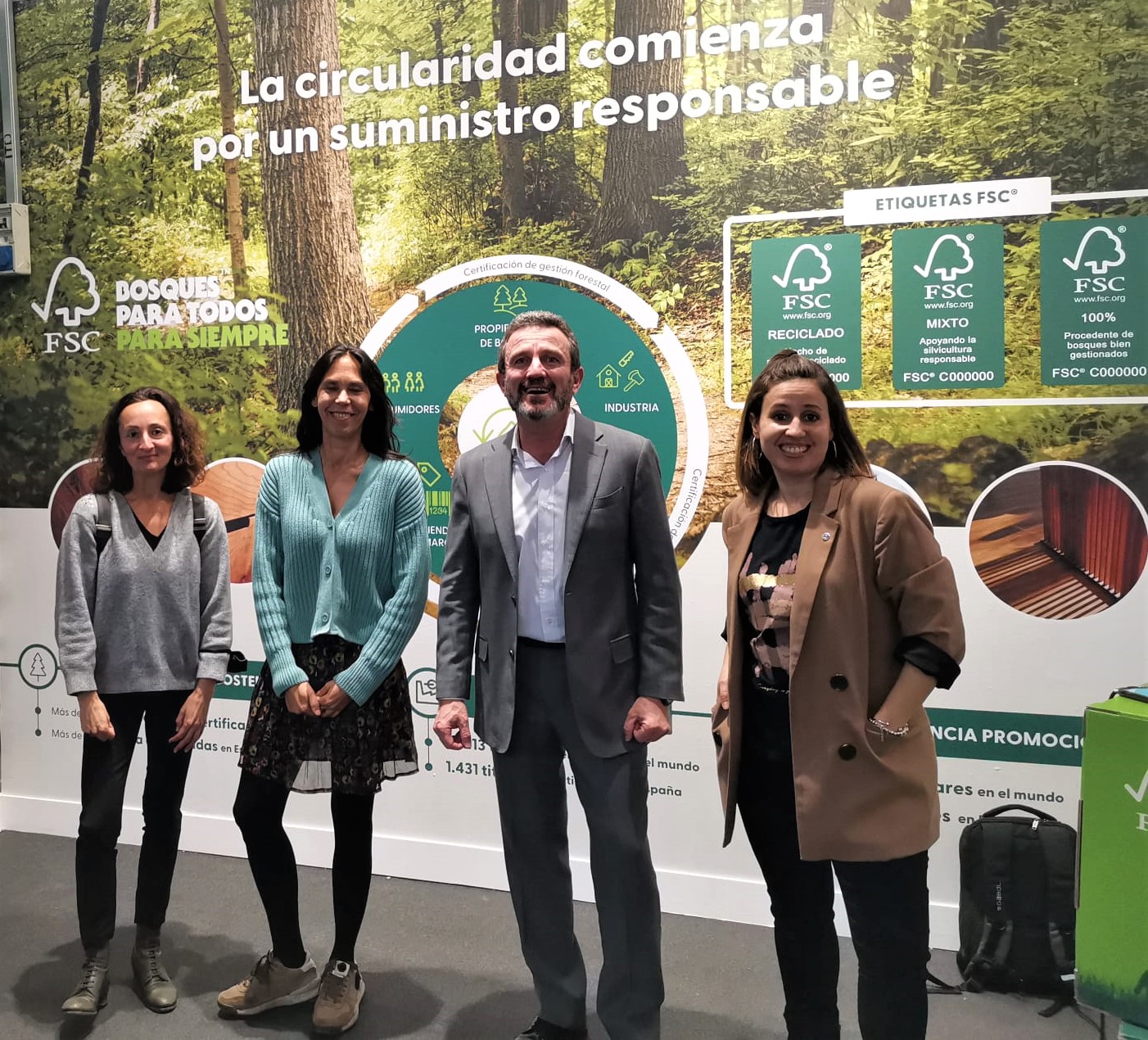 Gonzalo Anguita and FSC team members in UFIL