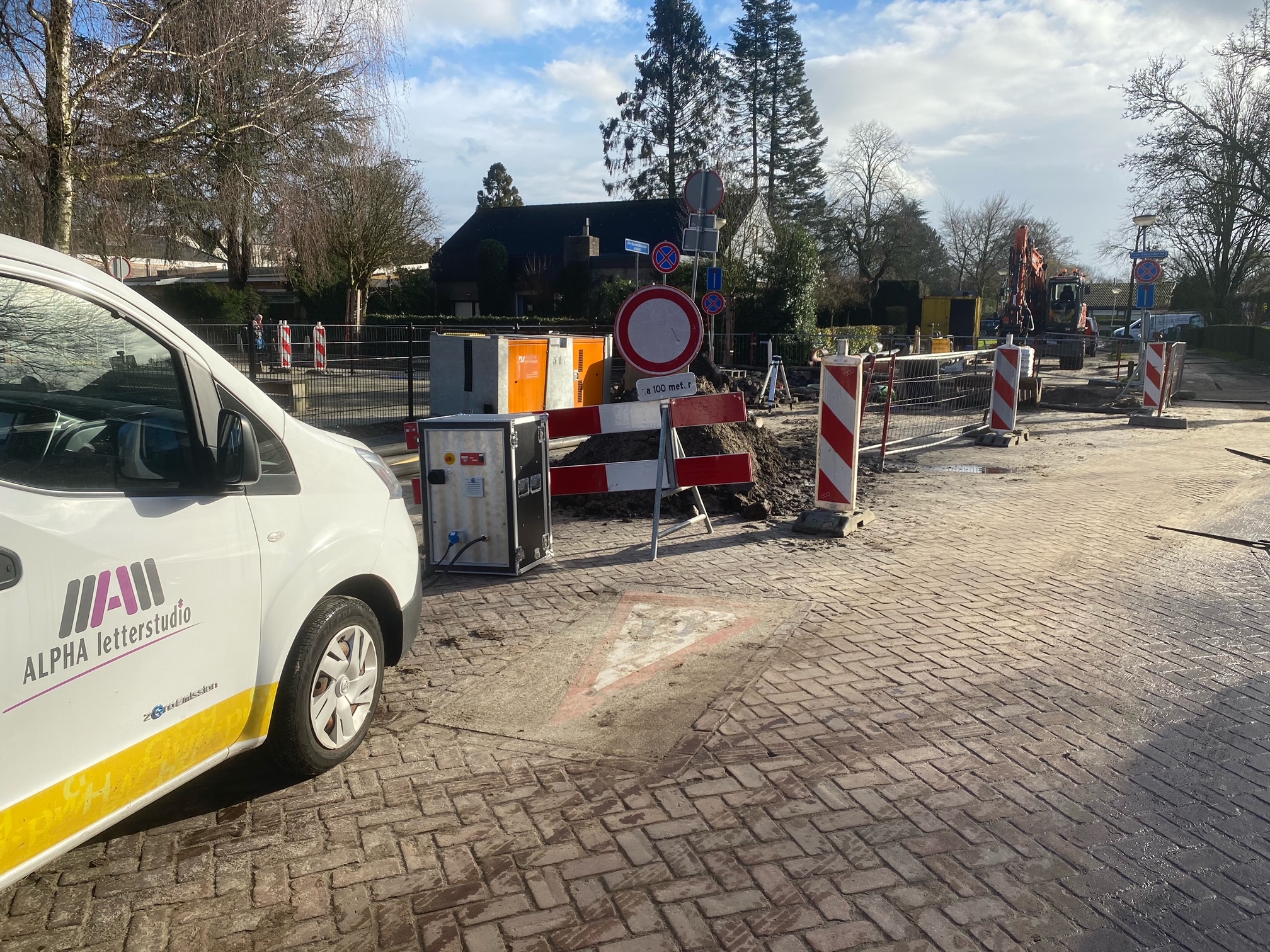 AirQon being used in a pilot test with construction machinery