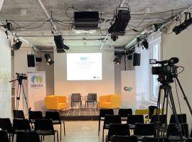 Event at Adaptér. Photo by Levente Polyak