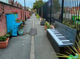 Blooming Amazing Alley