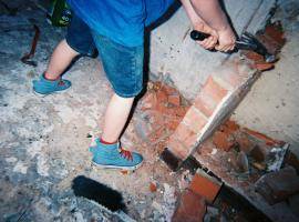 Ghent Zoom-in 1: From House to Home