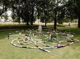 Photos by Laura Knipsael