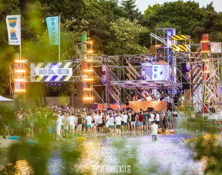 Attendees of Ploegendienst Festival (Source: Kairos Events)