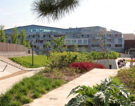 How do Seresians perceive their green spaces?