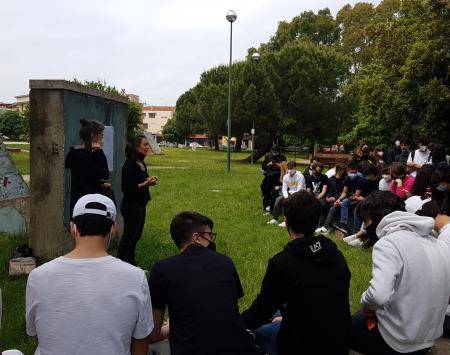 UPPER Stories - ZOOM IN 1