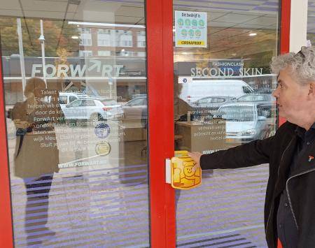 Paul Cornelissen is opening up the door of the workshop at Verdiplein in North Tilburg